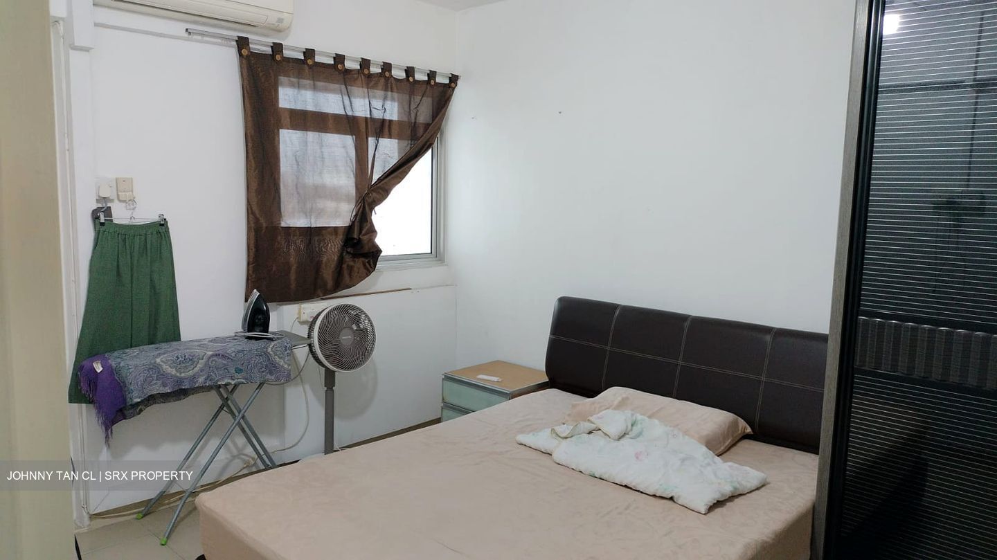 Blk 102 Woodlands Street 13 (Woodlands), HDB 3 Rooms #549302541